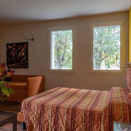 Bed and Breakfast Anima Mundi Curtatone Exterior foto